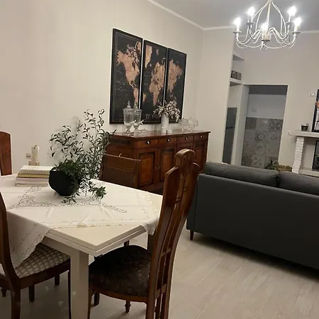 Nyaraló A Casa Di Lena Genzano di Roma