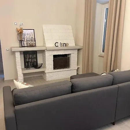 A Casa Di Lena Hébergement de vacances Genzano di Roma